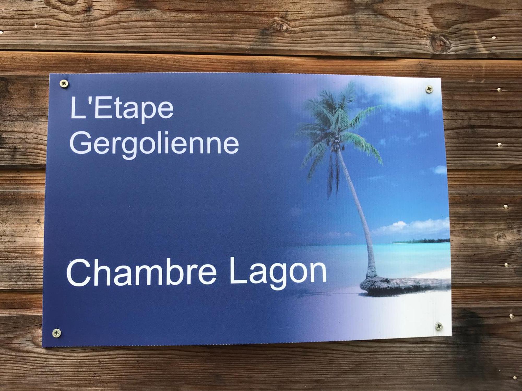 Le Lagon Jargeau エクステリア 写真